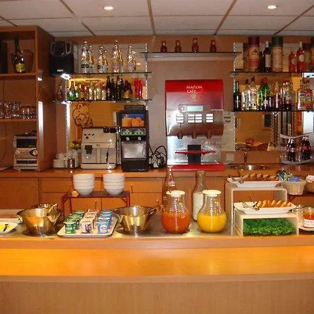 Resothel Group Szálloda 3*